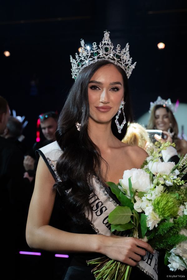 25MAY03_MISS CZECH REPUBLIC — Portrét, Společenská akce, fotografie 32
